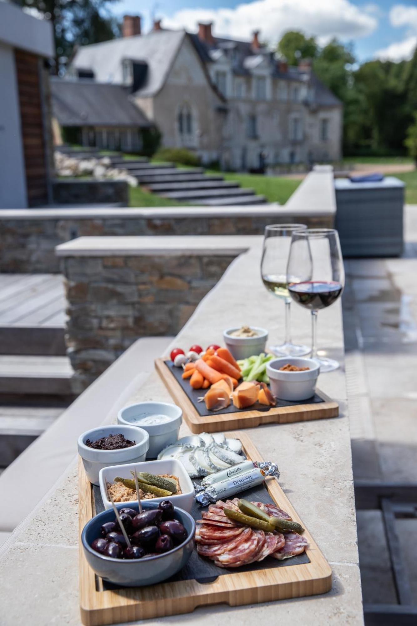 Domaine De La Commanderie De Ballan ภายนอก รูปภาพ