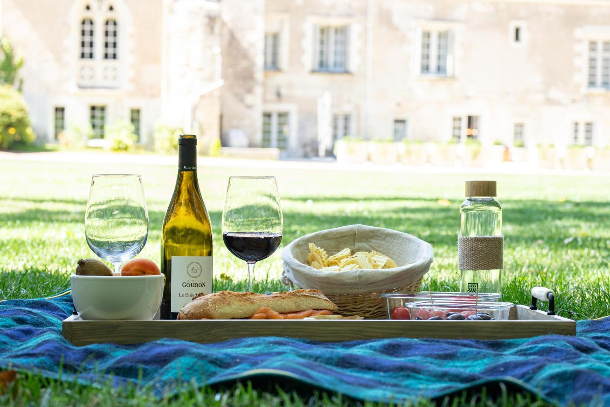 Domaine De La Commanderie De Ballan ภายนอก รูปภาพ