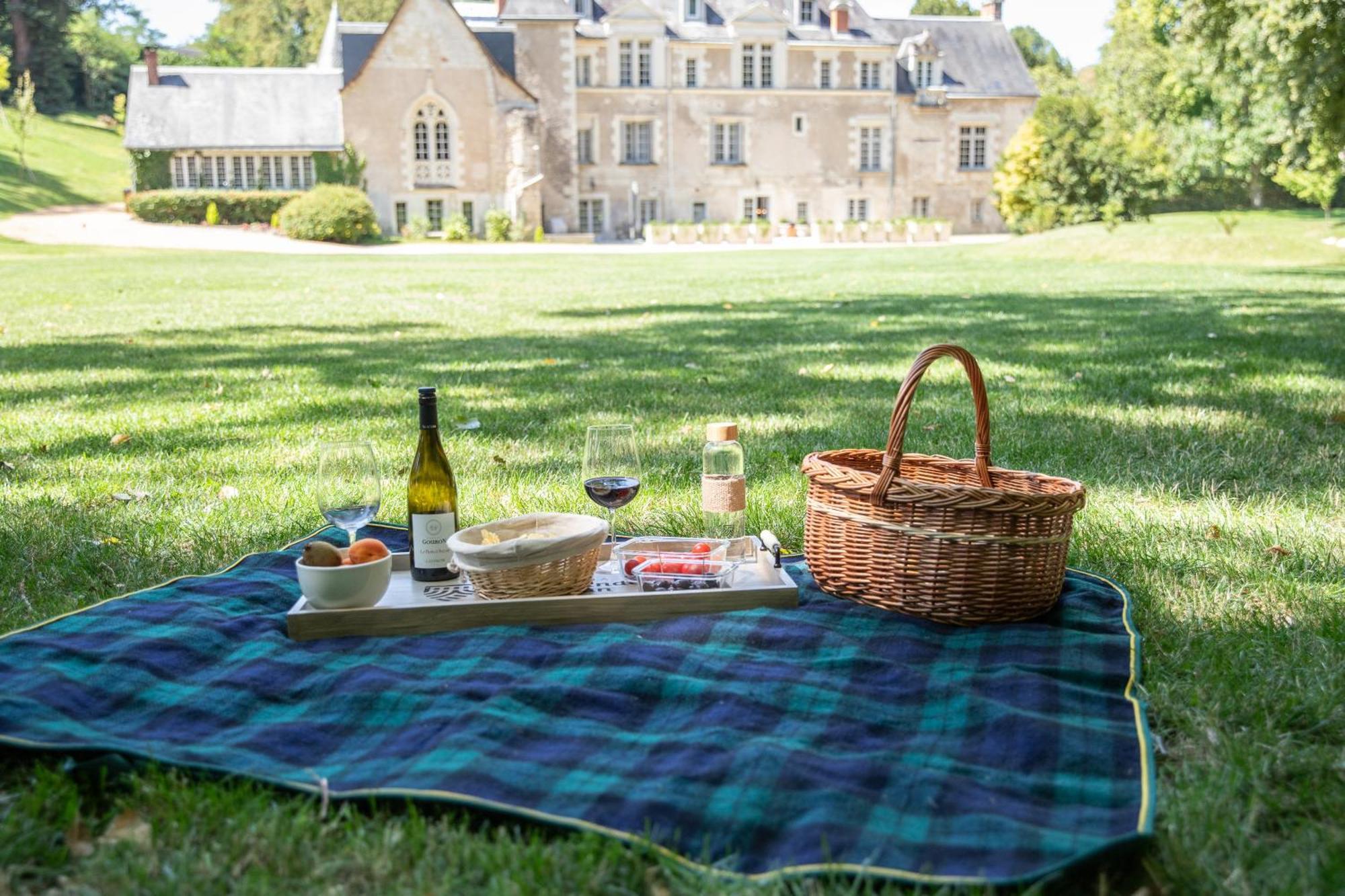 Domaine De La Commanderie De Ballan ภายนอก รูปภาพ