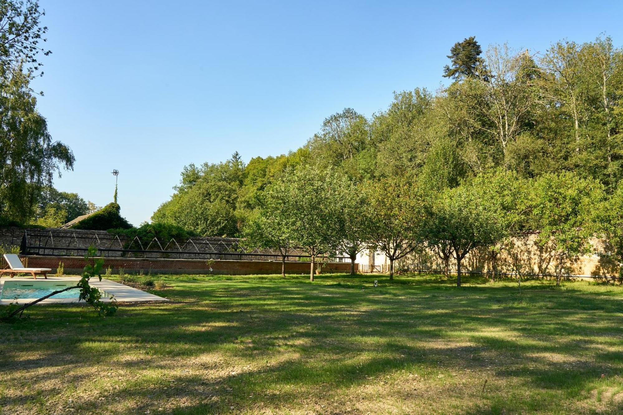 Domaine De La Commanderie De Ballan ภายนอก รูปภาพ